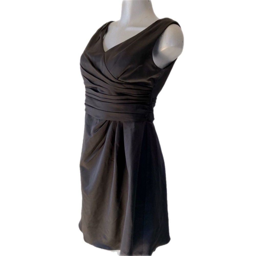 David’s Bridal Formal Dress Bridesmaid Silky Sleeveless V Neck Ruched 12 Large - Picture 1 of 8